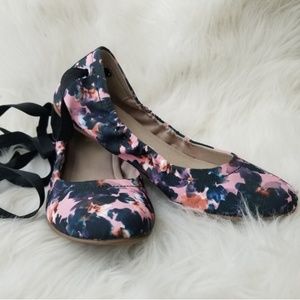 Simply Vera Floral Ballet Flats